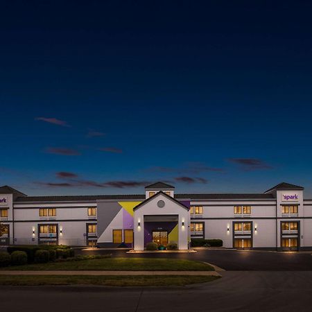 Spark By Hilton Wichita East Ngoại thất bức ảnh