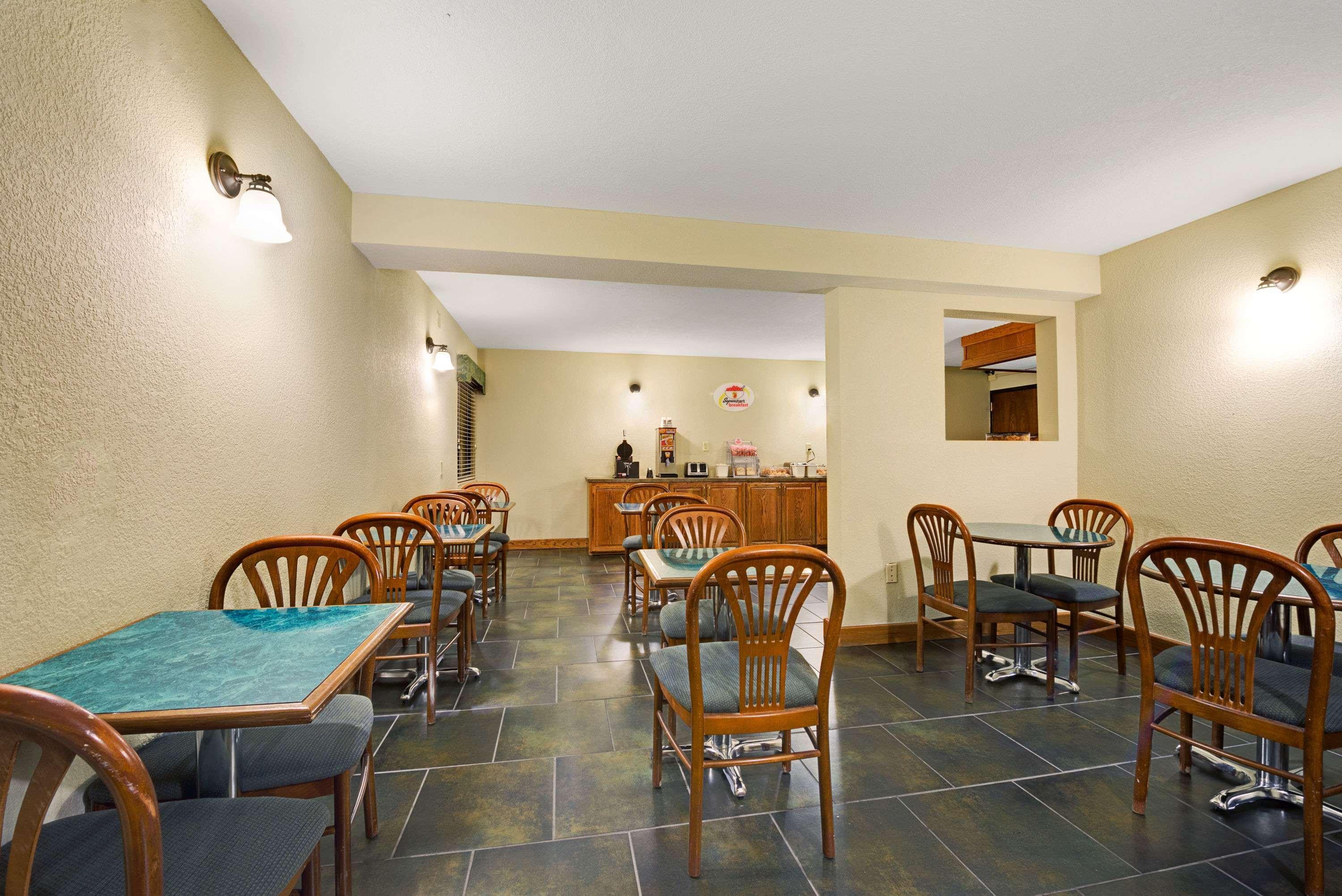 Spark By Hilton Wichita East Ngoại thất bức ảnh