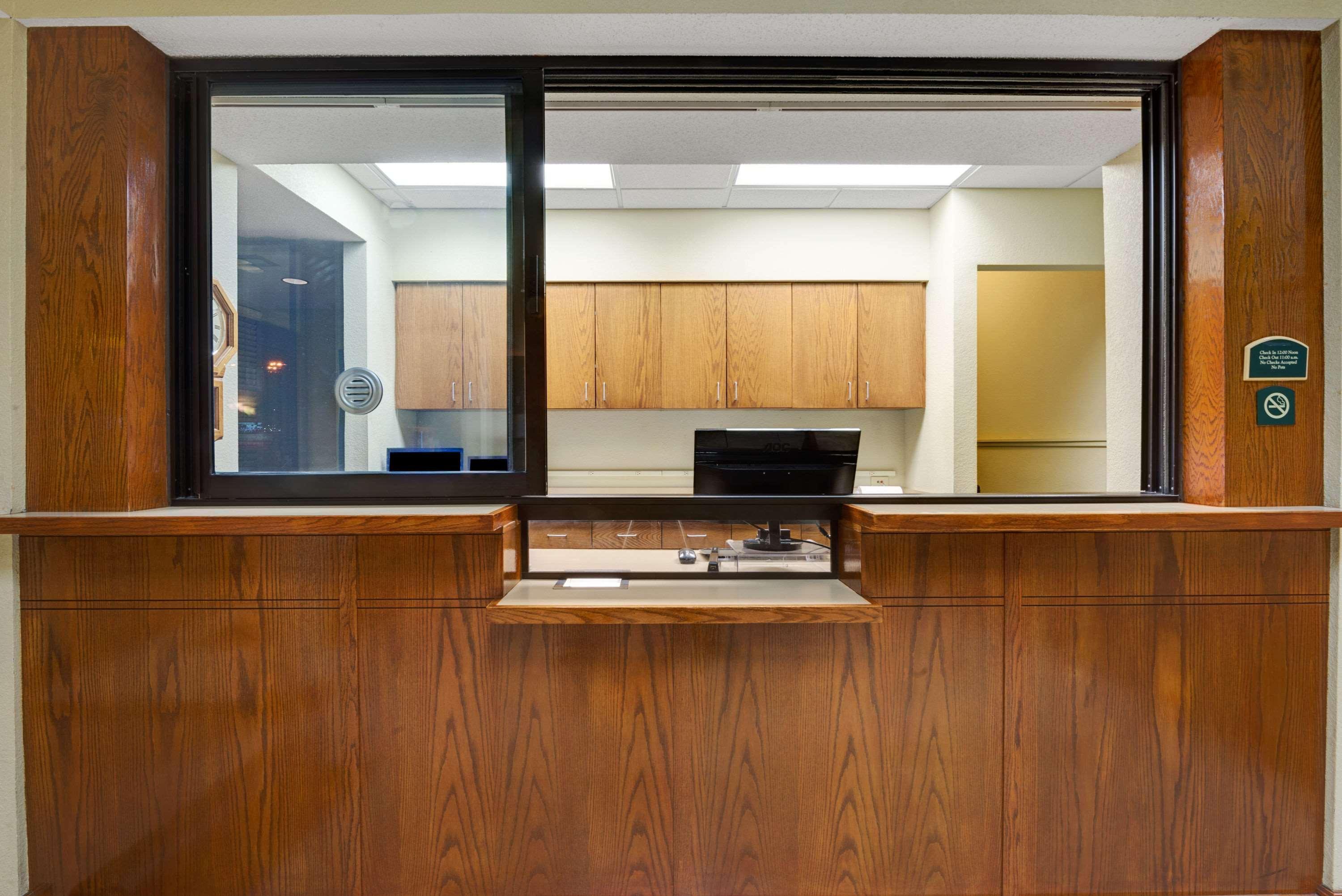 Spark By Hilton Wichita East Ngoại thất bức ảnh
