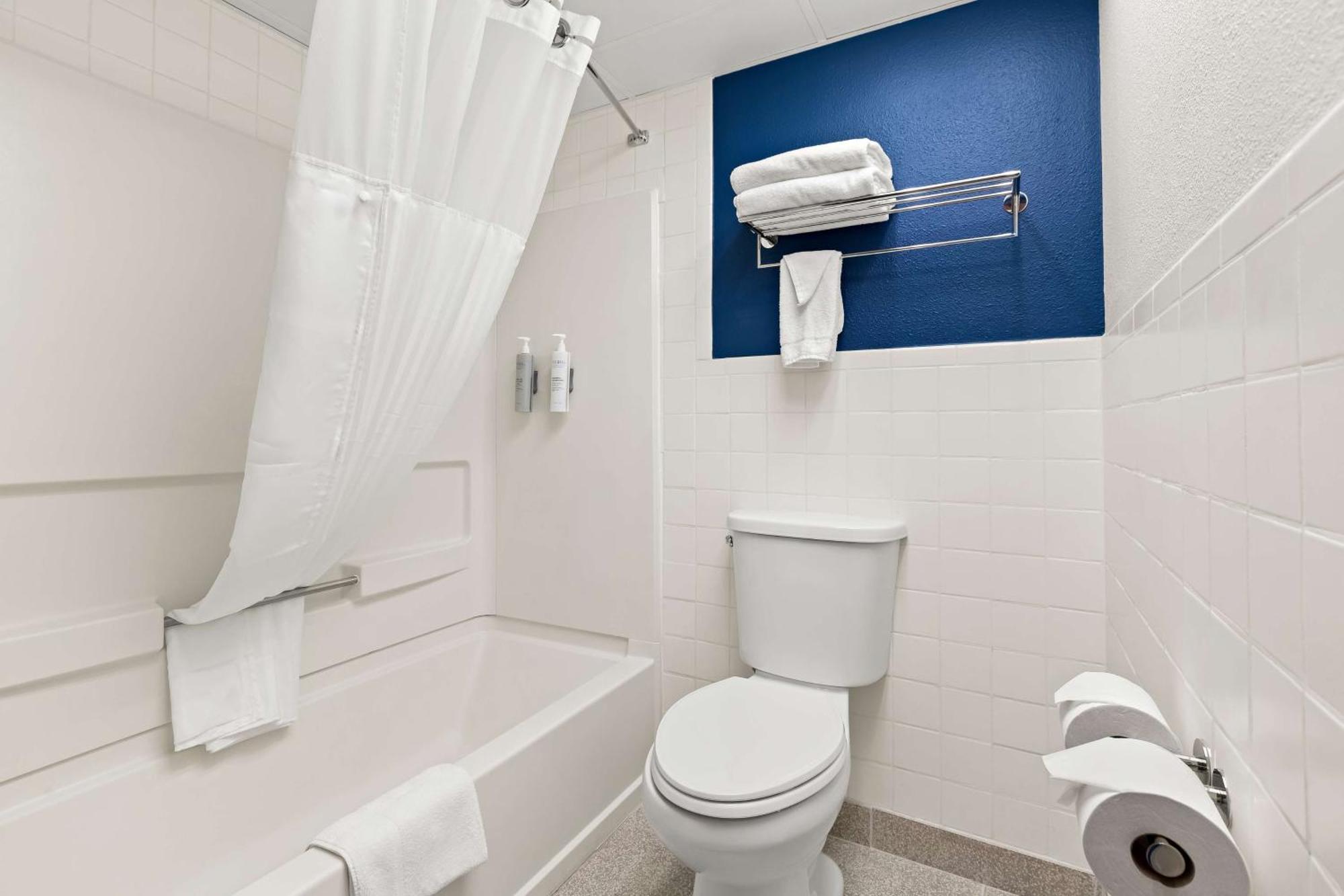 Spark By Hilton Wichita East Ngoại thất bức ảnh